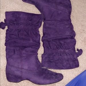 Suede boots
